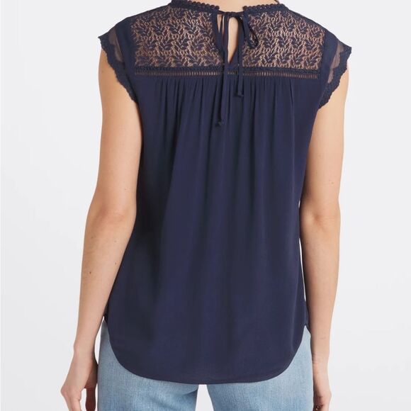 DANIEL RAINN
Becru Lace detail Blouse BLACK size M stitch fix nwt - Picture 2 of 6
